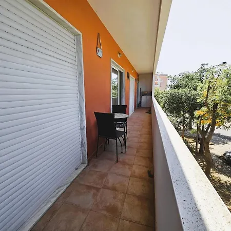 Rodrigues Apartment